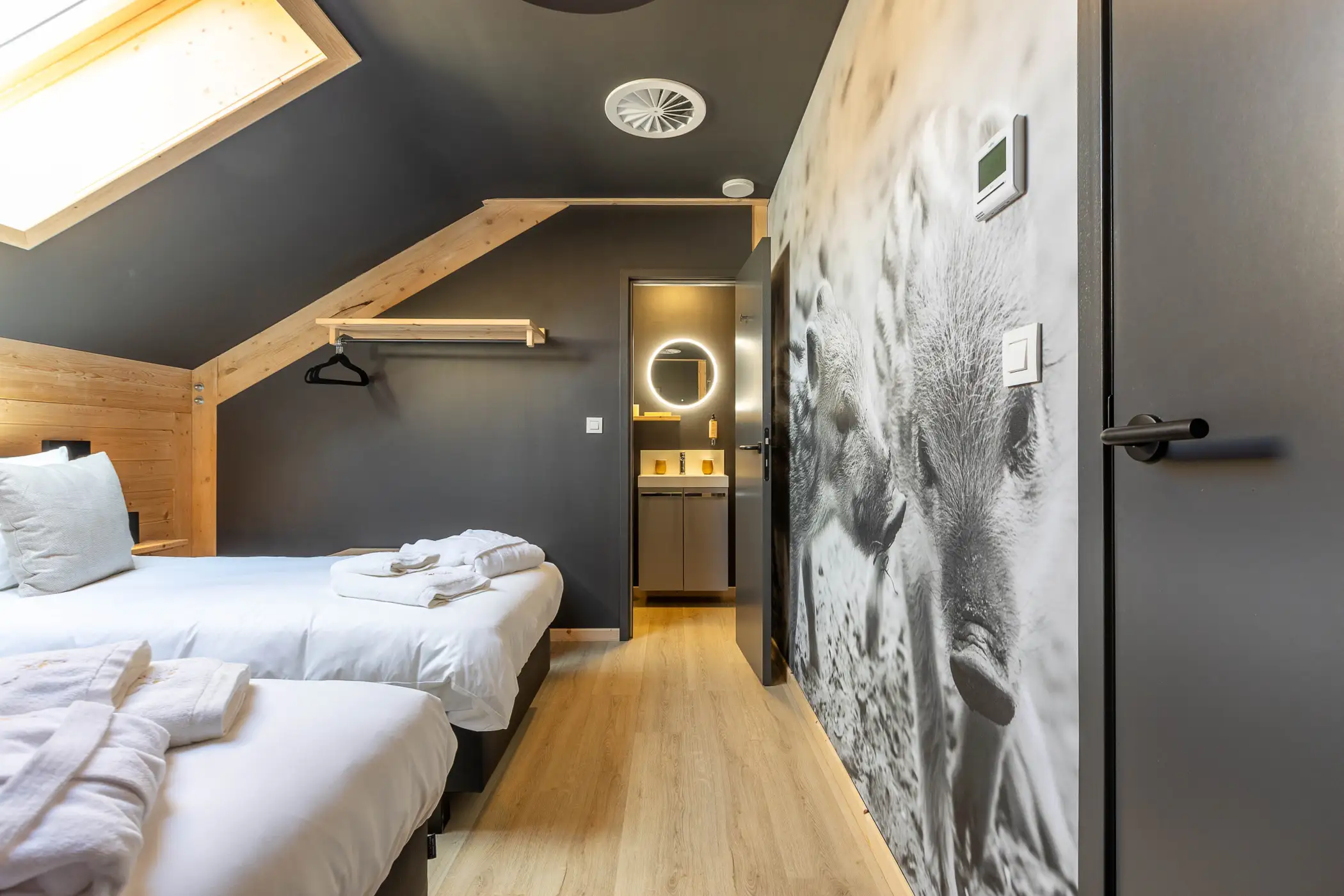 Cottage for 10 people in Tenneville Villa Wood